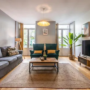https://legazpi-apartamento-amplio-moderno-y-centrico.basquecountryhotels.org