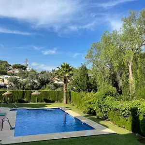 https://jardines-apartment.es-andalucia.com